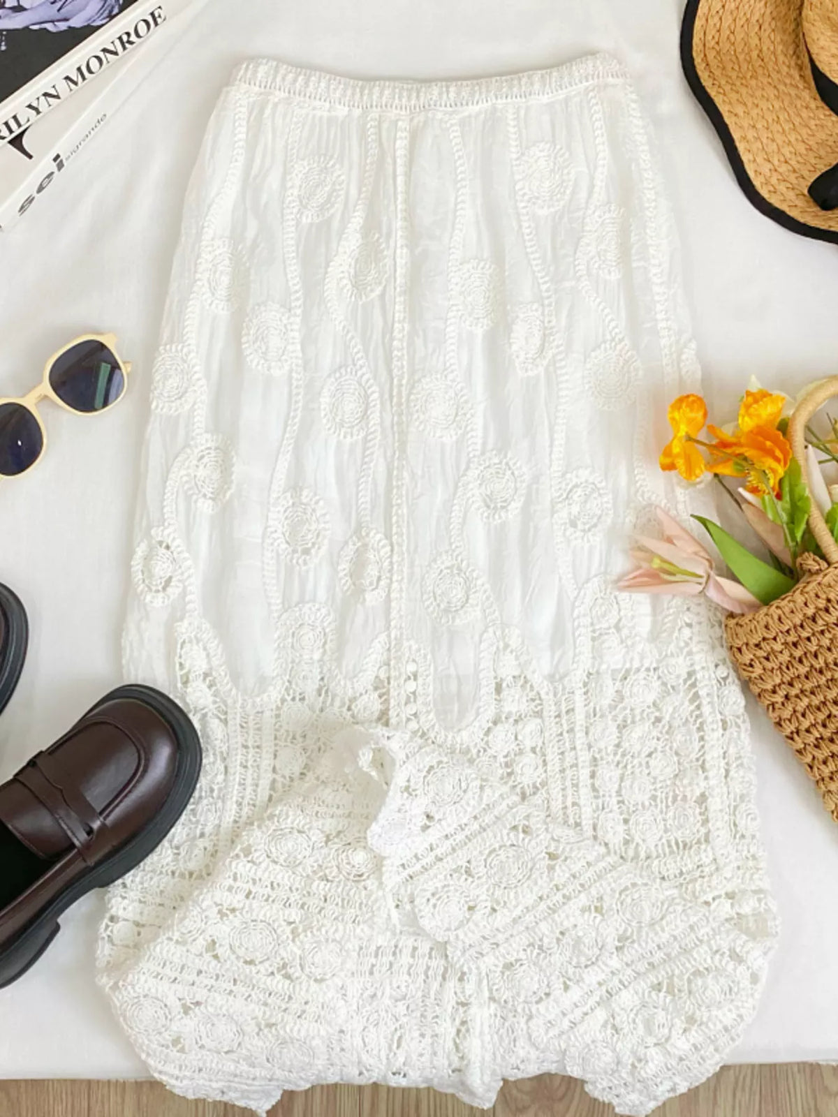 Lace Elastic-Waist Midi Skirt