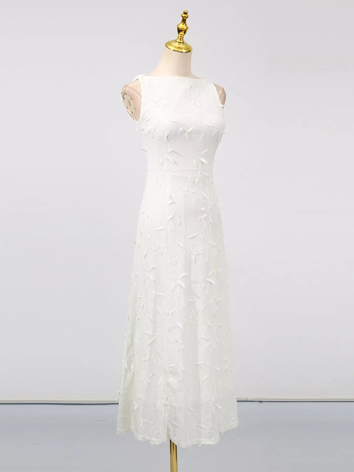 Sleeveless Floral Applique Midi Dress in Off-White
