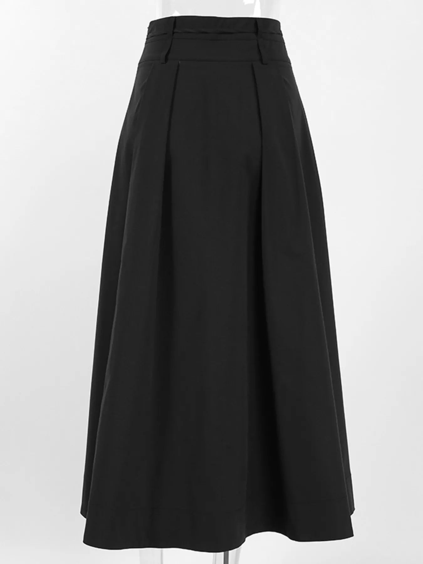 High-Waisted A-Line Skirt in Black