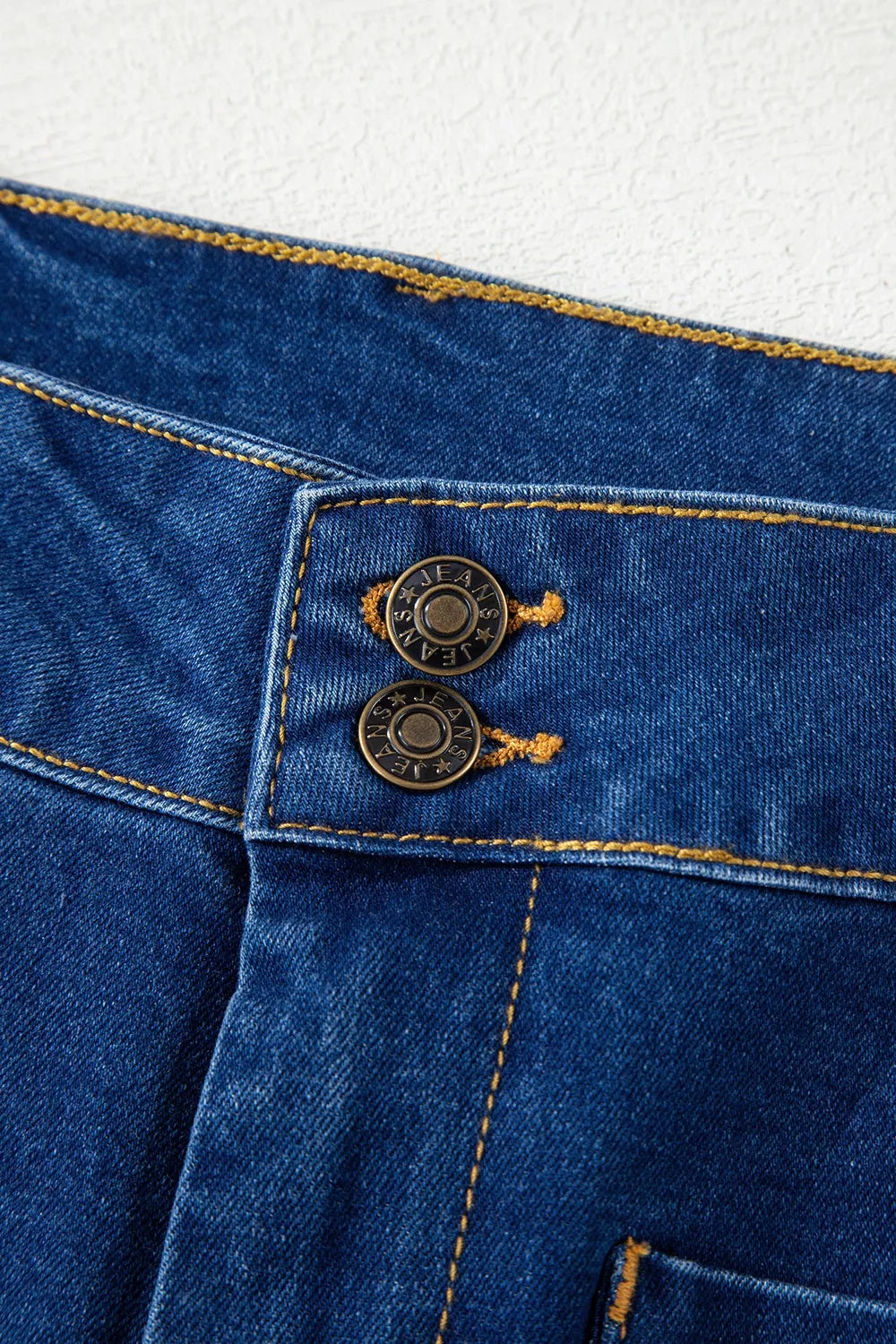 Hardware Patched Pocket Wide Leg Jeans in Navy