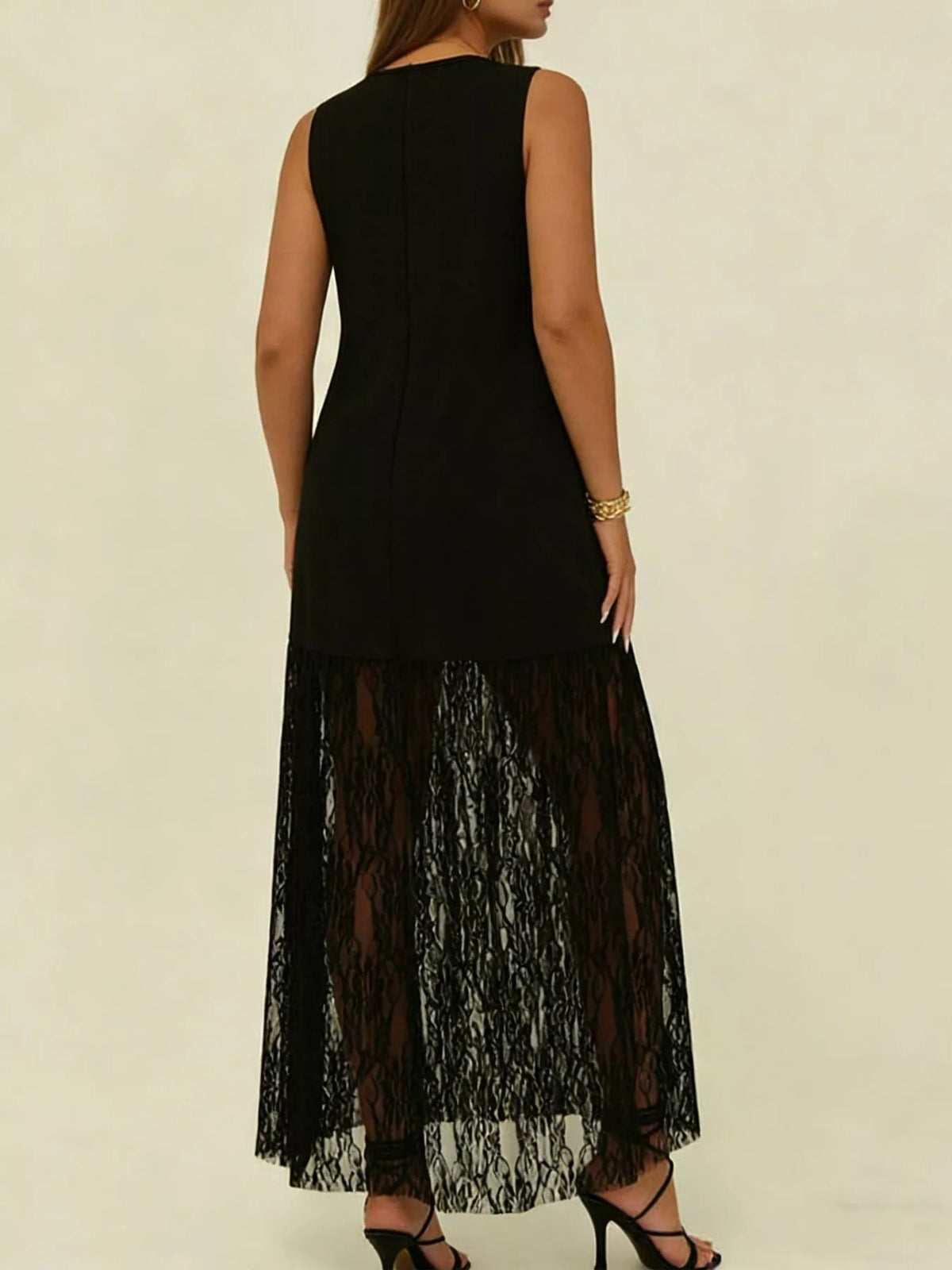 Plus Size Sleeveless Lace Trim Maxi Dress in Black