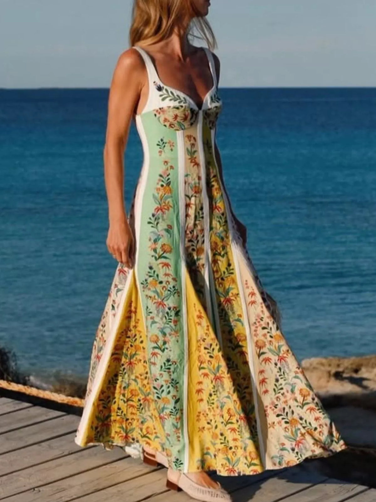 Sweetheart Neck Maxi Dress in Multicolor