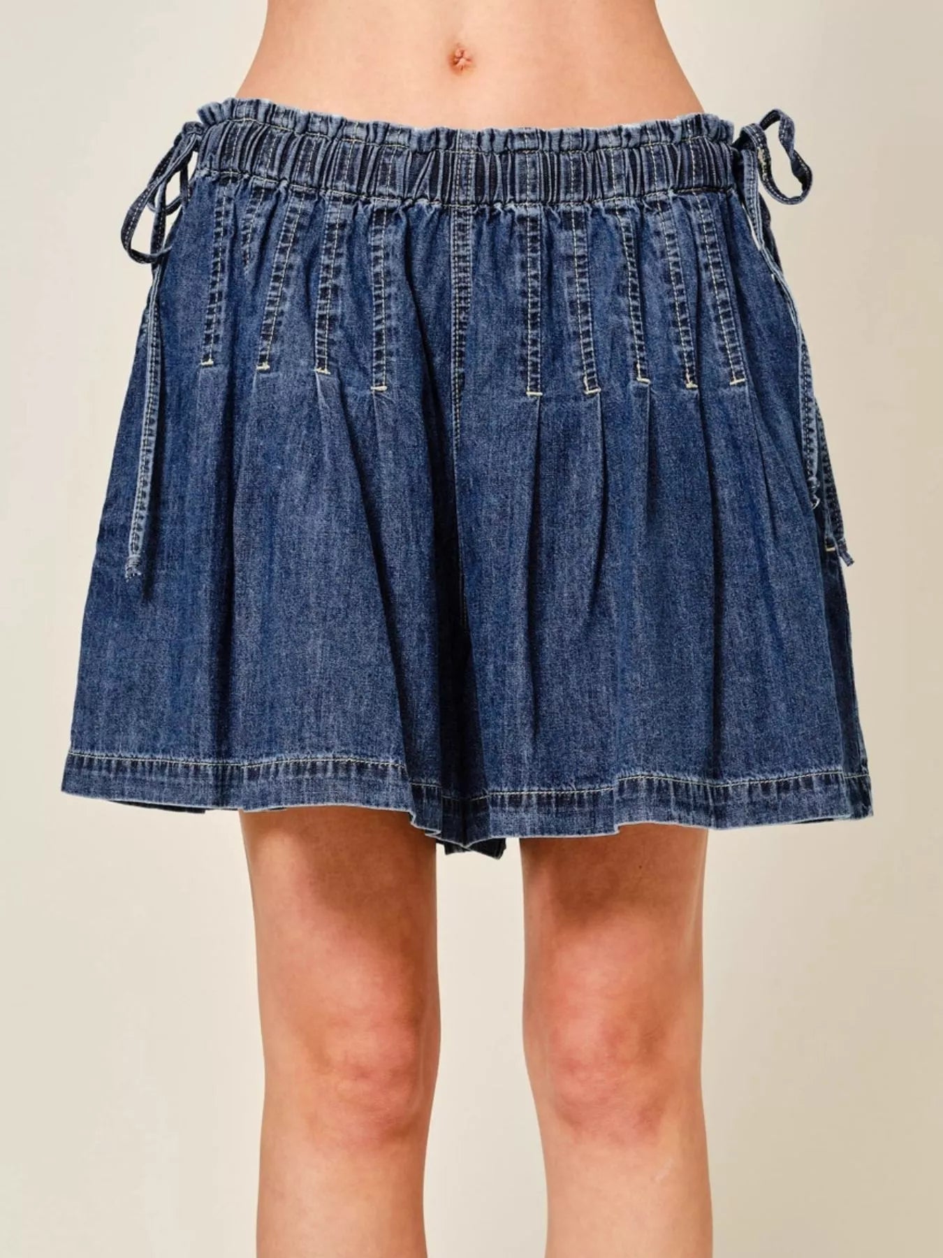 Pleated Elastic-Waist Denim Shorts
