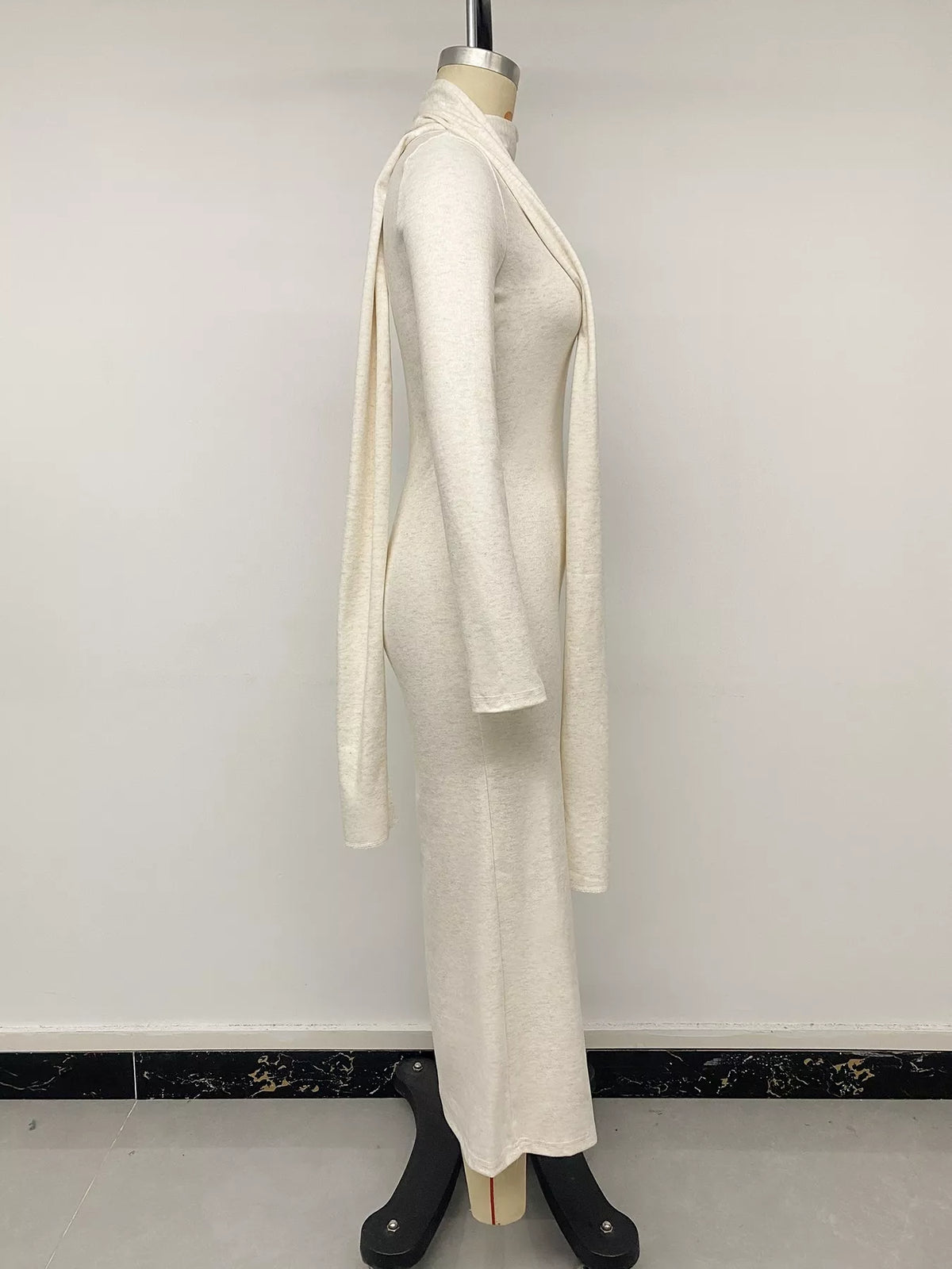 Round Neck Knit Maxi Dress with Scarf in Apricot