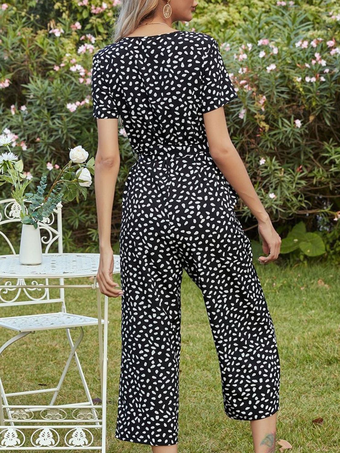 Printed V-Neck Short Sleeve Jumpsuit in Black