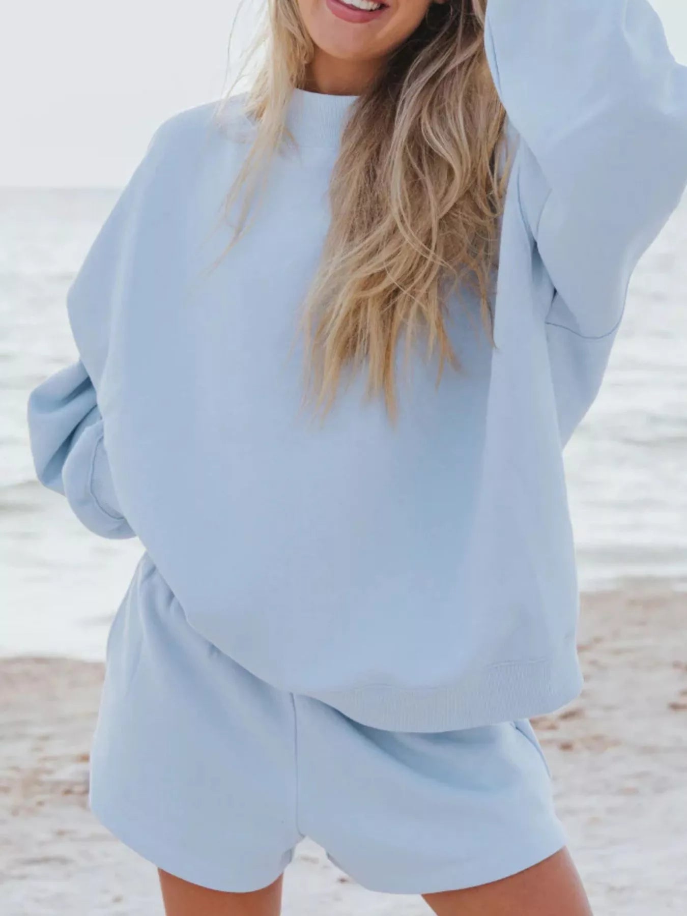 Relaxed Round-Neck Sweatshirt and Shorts Set