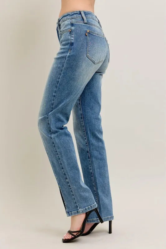 Judy Blue Vintage Slit Straight Jeans in Medium Wash in Md