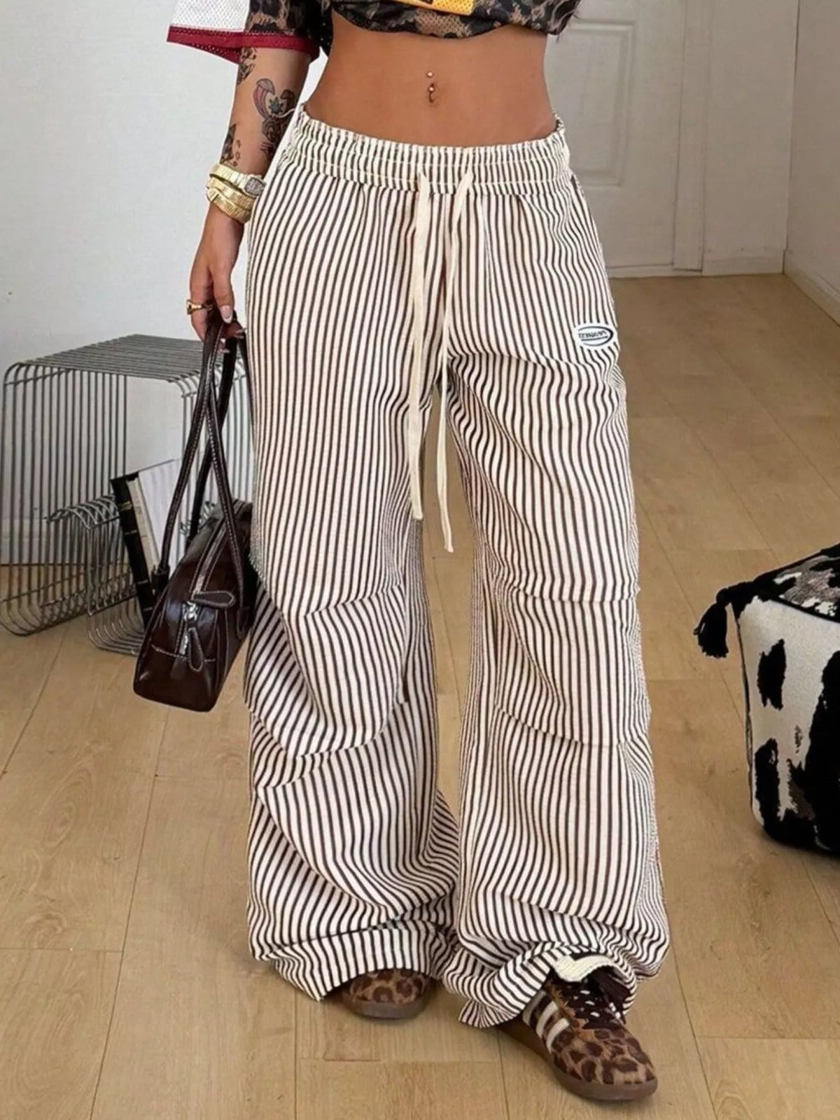 High-Waisted Striped Wide-Leg Cargo Pants in Khaki