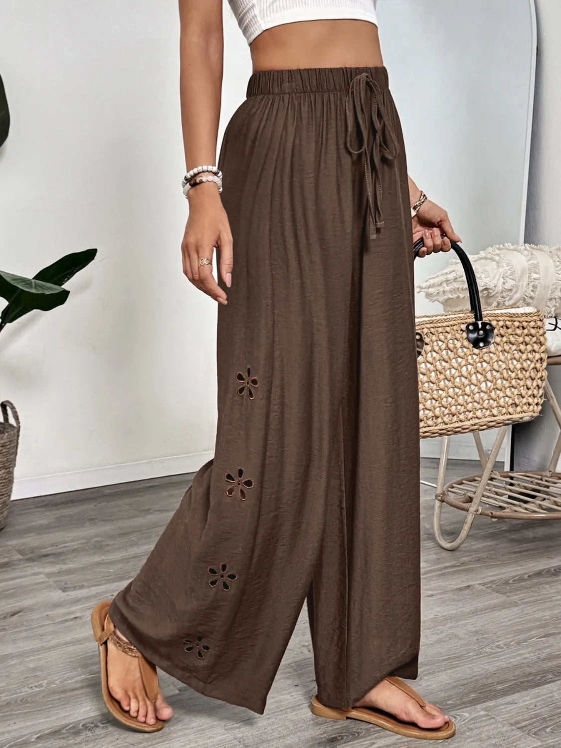 Wide Leg Pants in Dark Brown