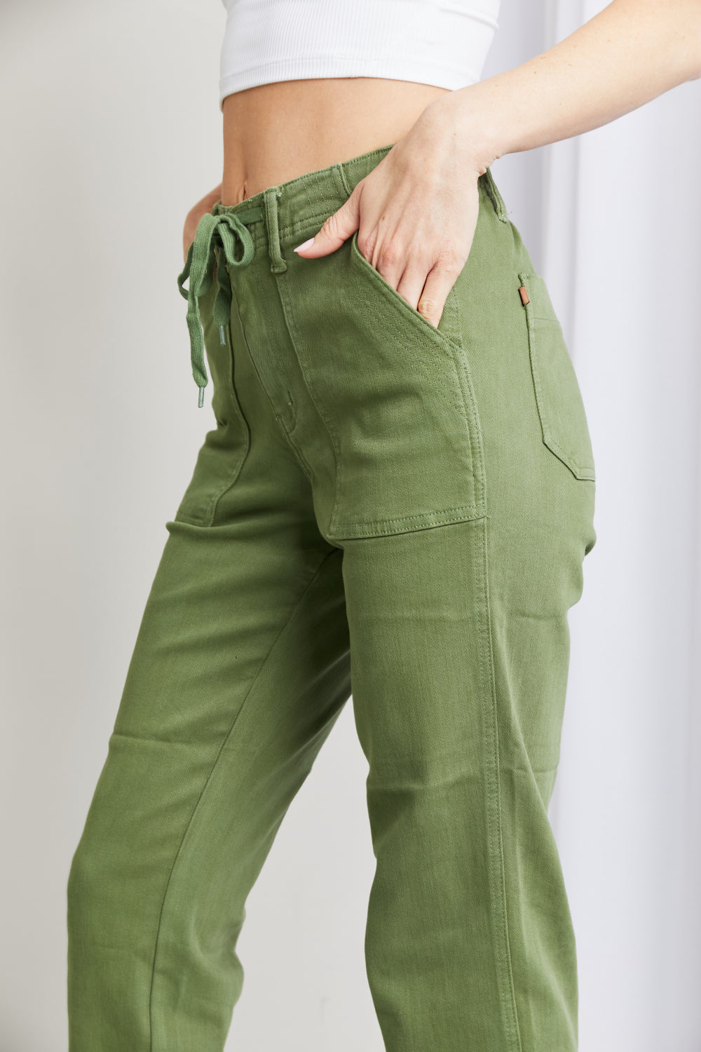 Judy Blue Drawstring Waist Pocket Jeans in Olive