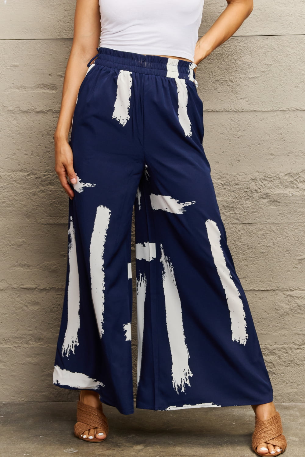 Printed Wide-Leg Pants in Navy