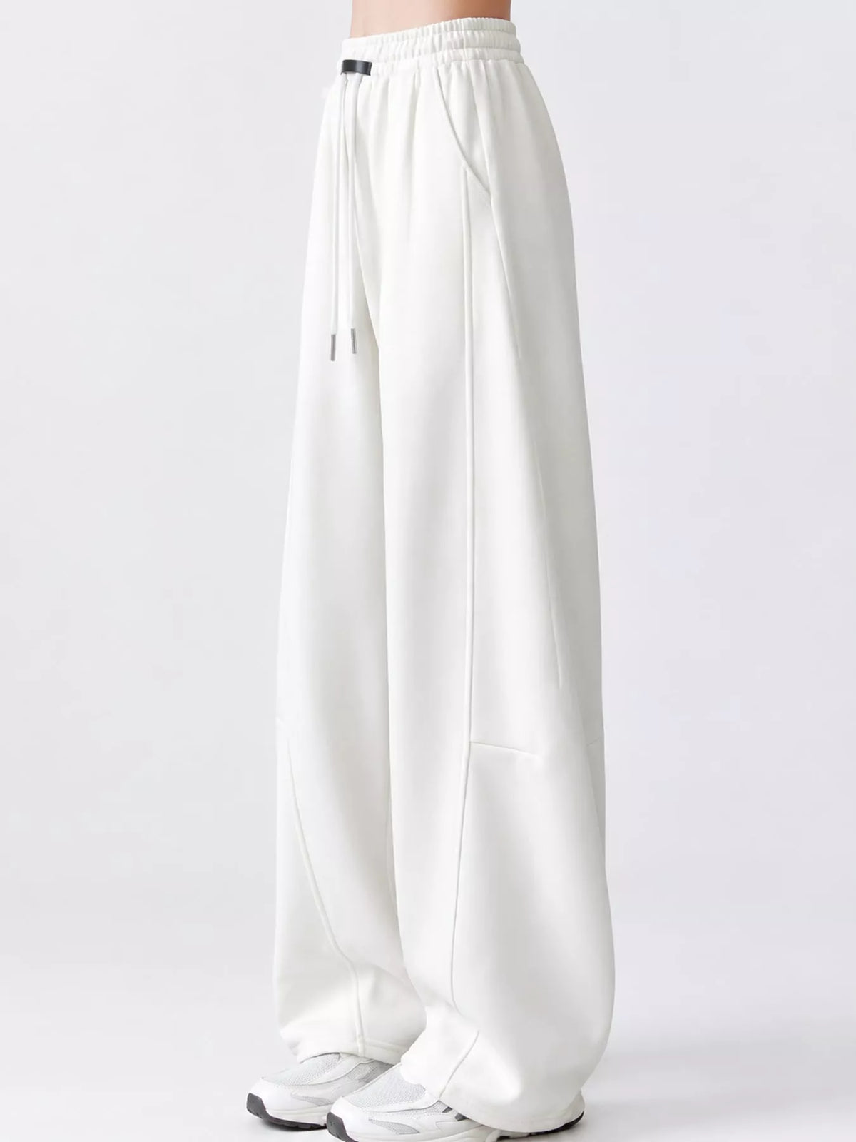 Loose-Fit Wide-Leg Drawstring Sweatpants