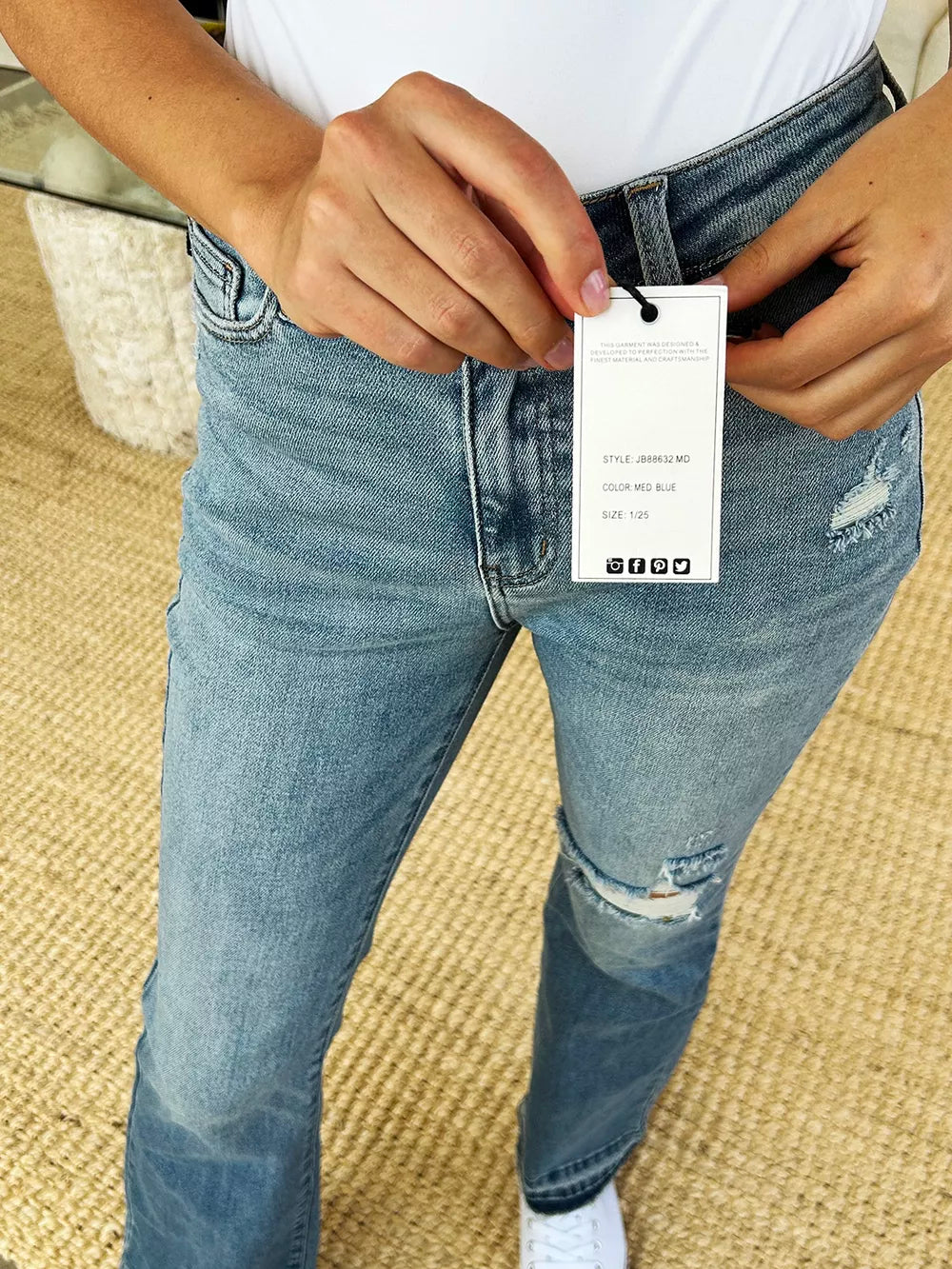 Judy Blue Mid Rise Destroyed Hem Jeans in Medium Wash