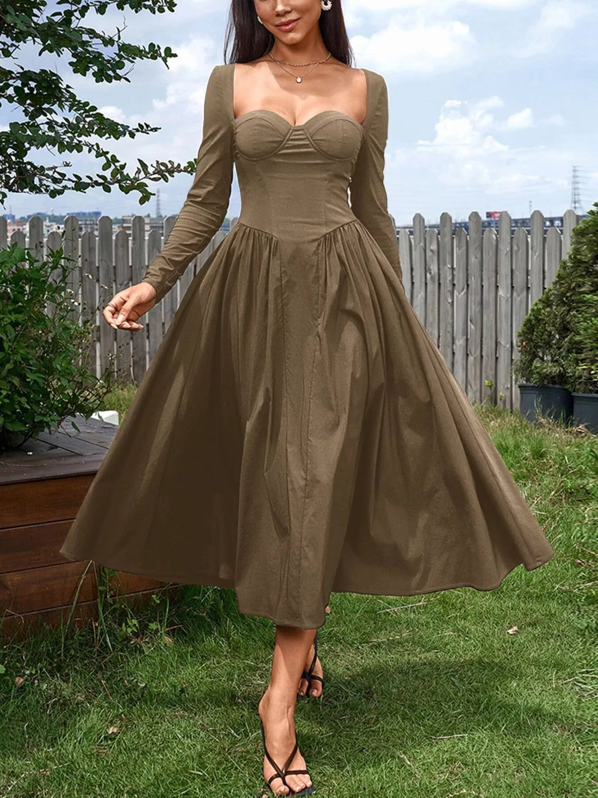 Sweetheart Neckline Long Sleeve A-Line Midi Dress