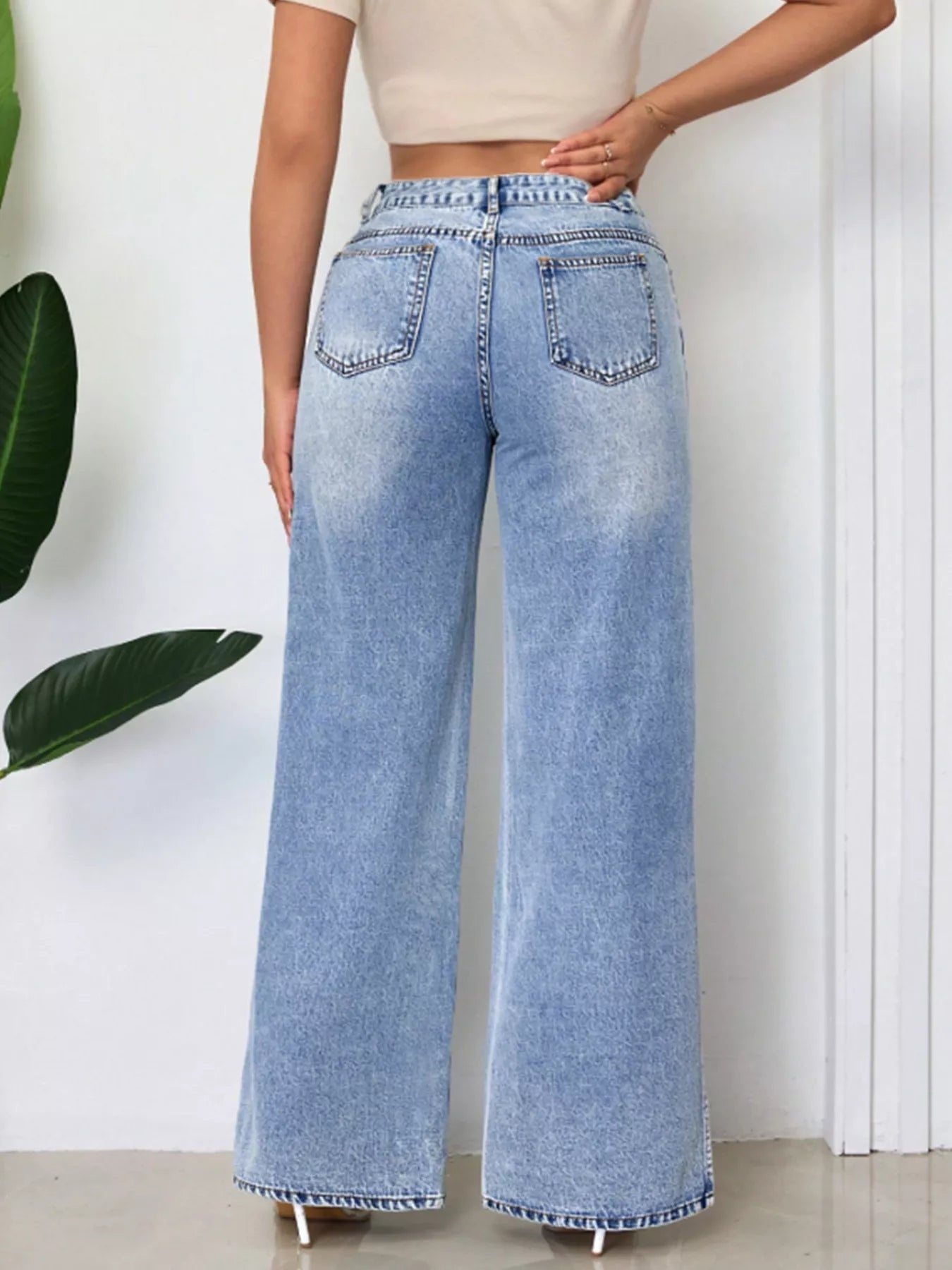 High-Waisted Wide-Leg Jeans with Side Slits in Blue