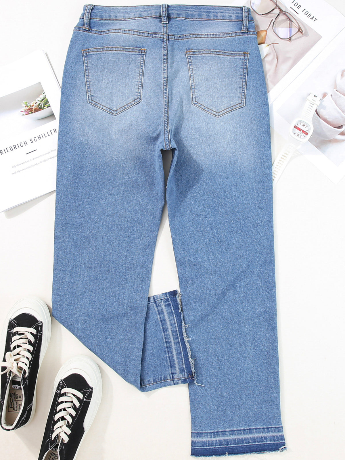Whiskered Wash Raw Hem Cropped Jeans in Medium Wash