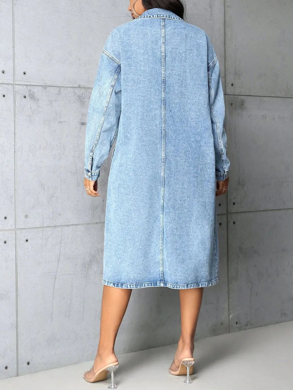 Button Up Collared Denim Top in Medium Wash
