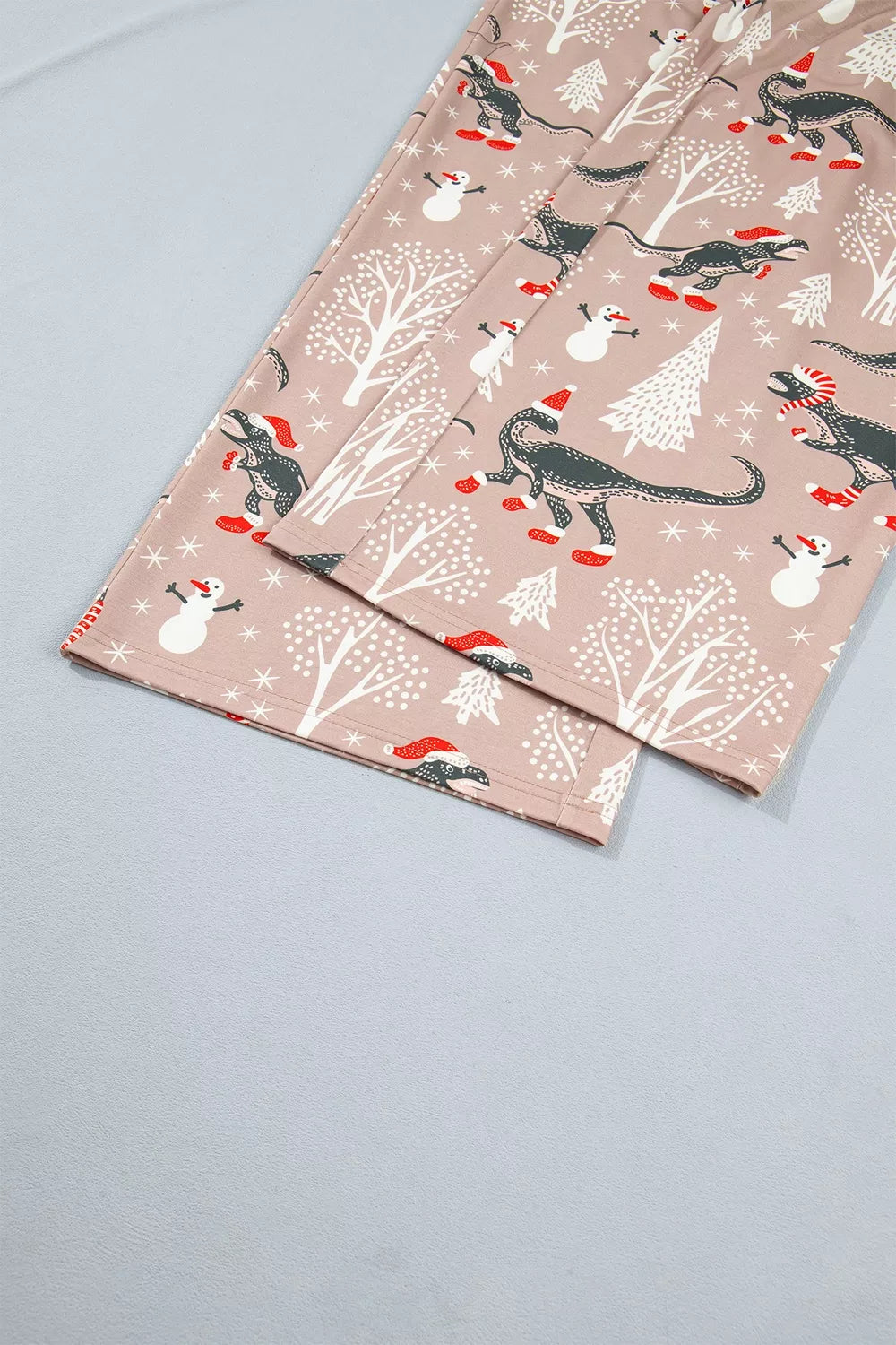 Abstract Print Lounge Set in Dust Storm