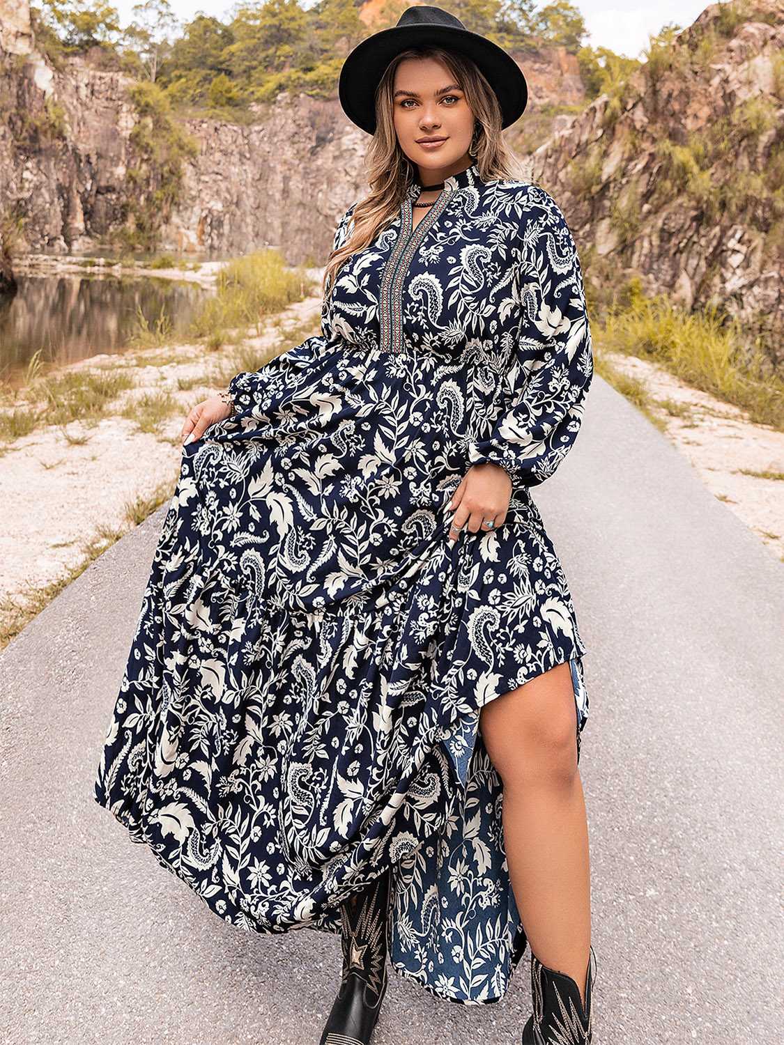 Long Sleeve Maxi Dress in Dark Navy