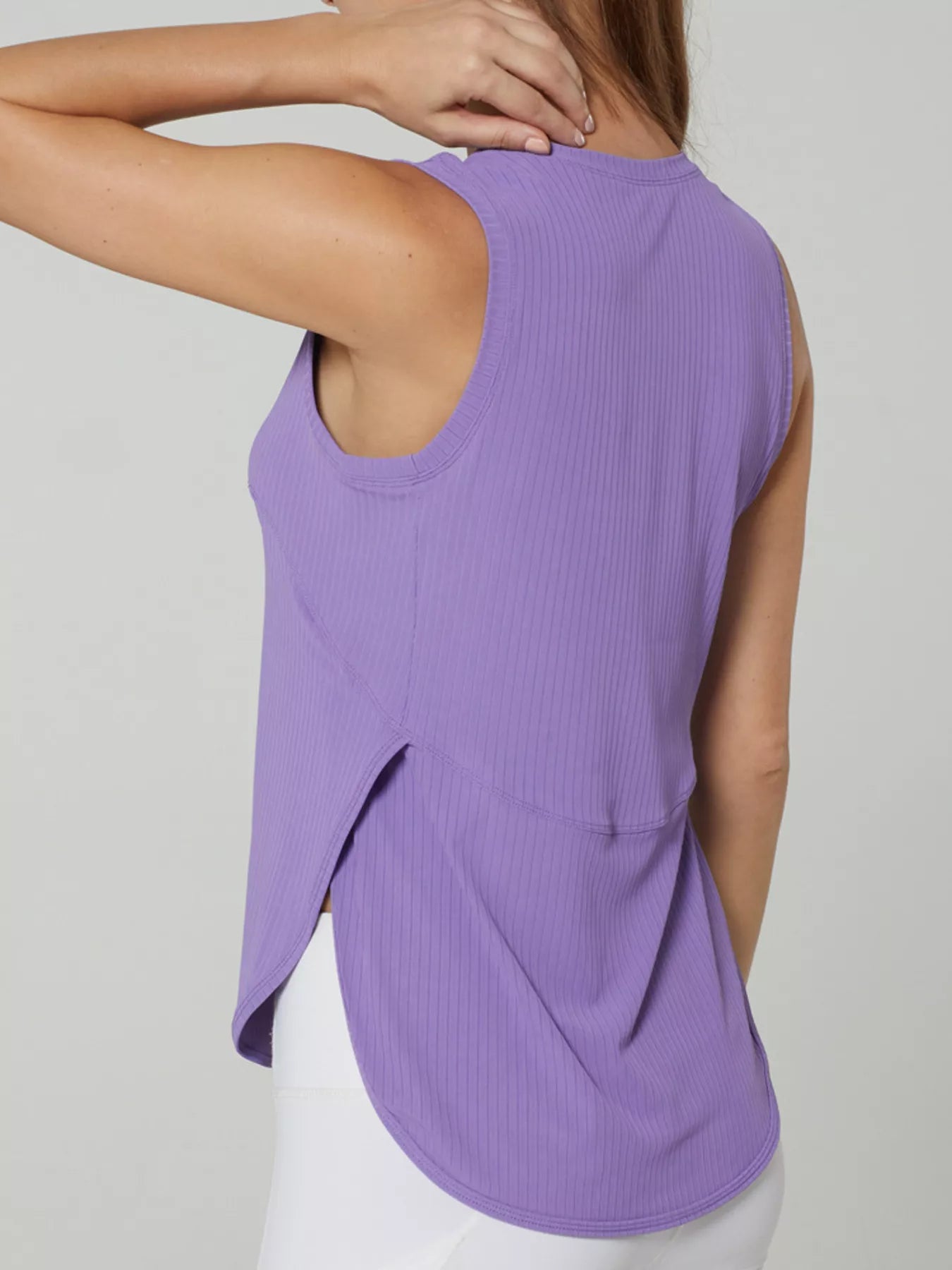 Ribbed Active Tank with Side Slit