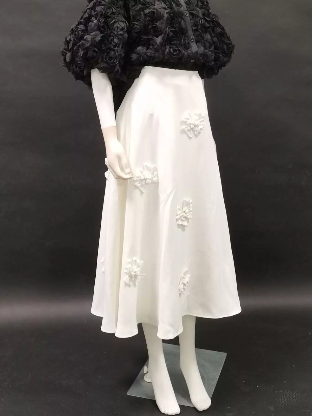Floral Embellished Midi Skirt in White