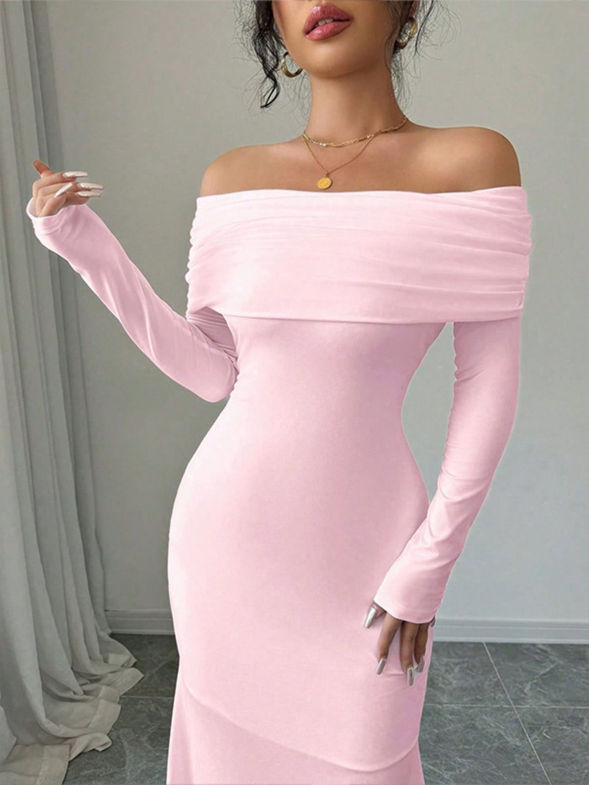 Off-Shoulder Backless Bodycon Maxi Dress