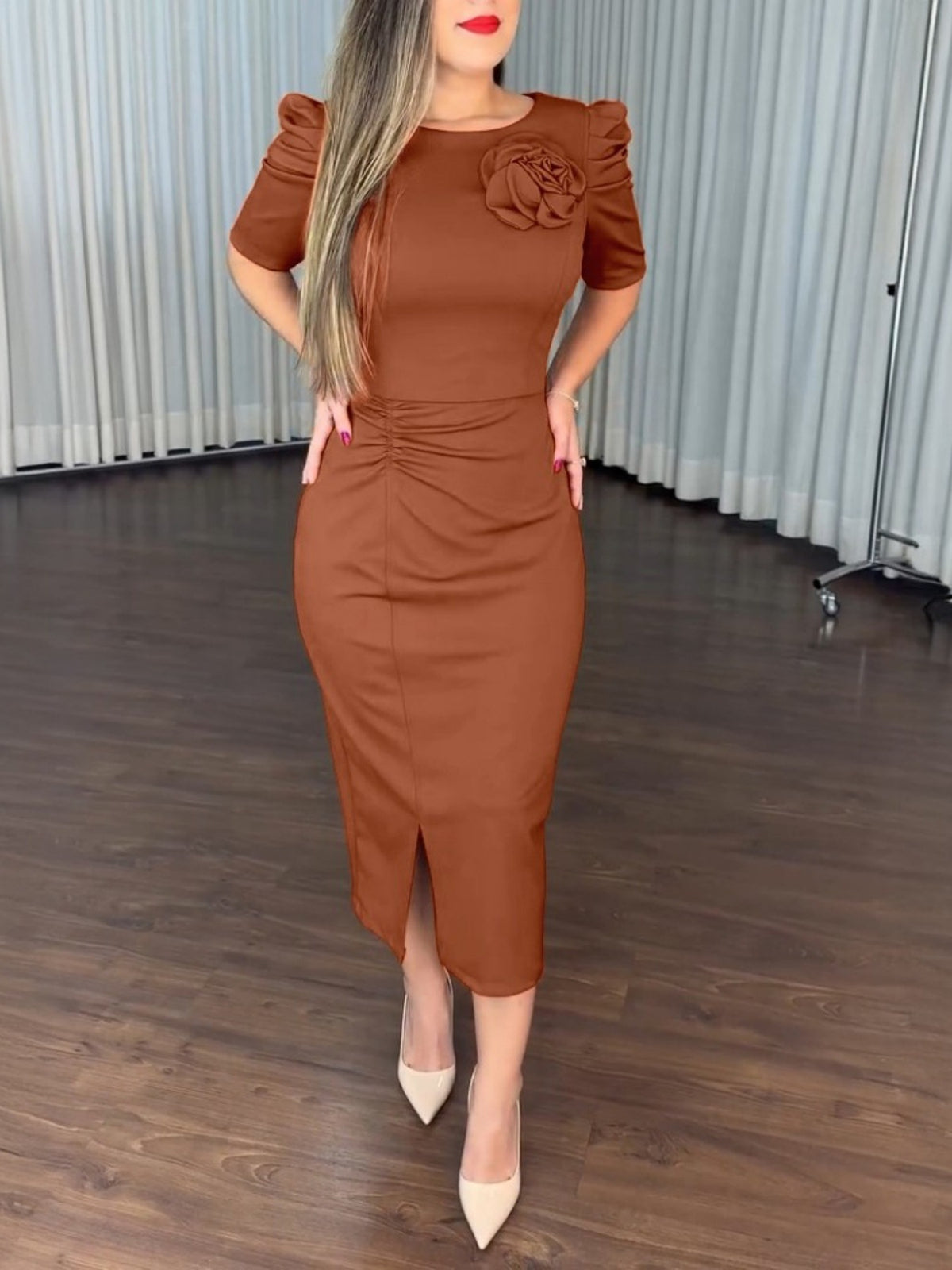 Floral Short Sleeve Ruched Bodycon Midi Dress in Light Brown