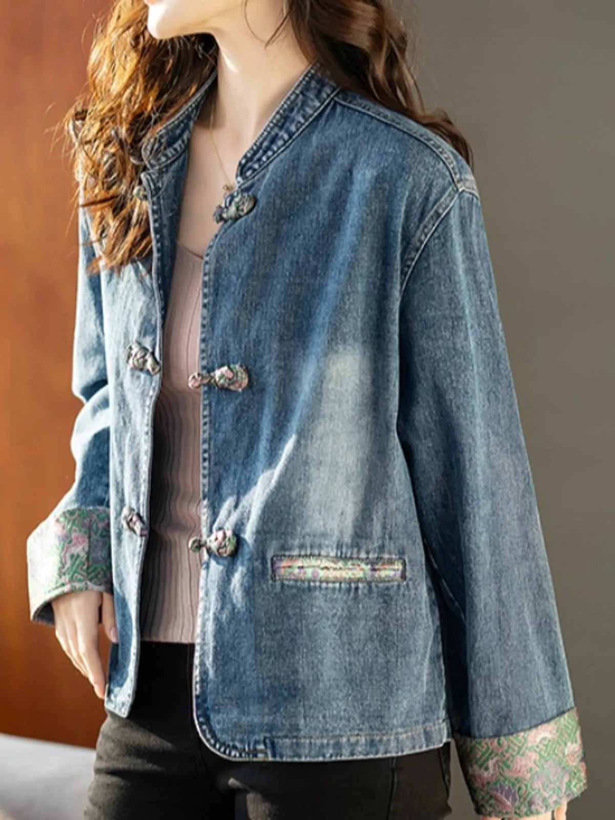 Knot Button Floral Cuff Denim Jacket in Blue