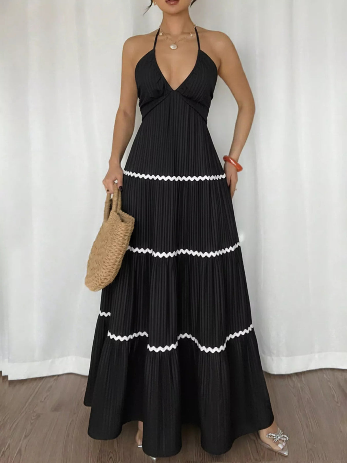 Halter Neck Pleated Maxi Dress in Black