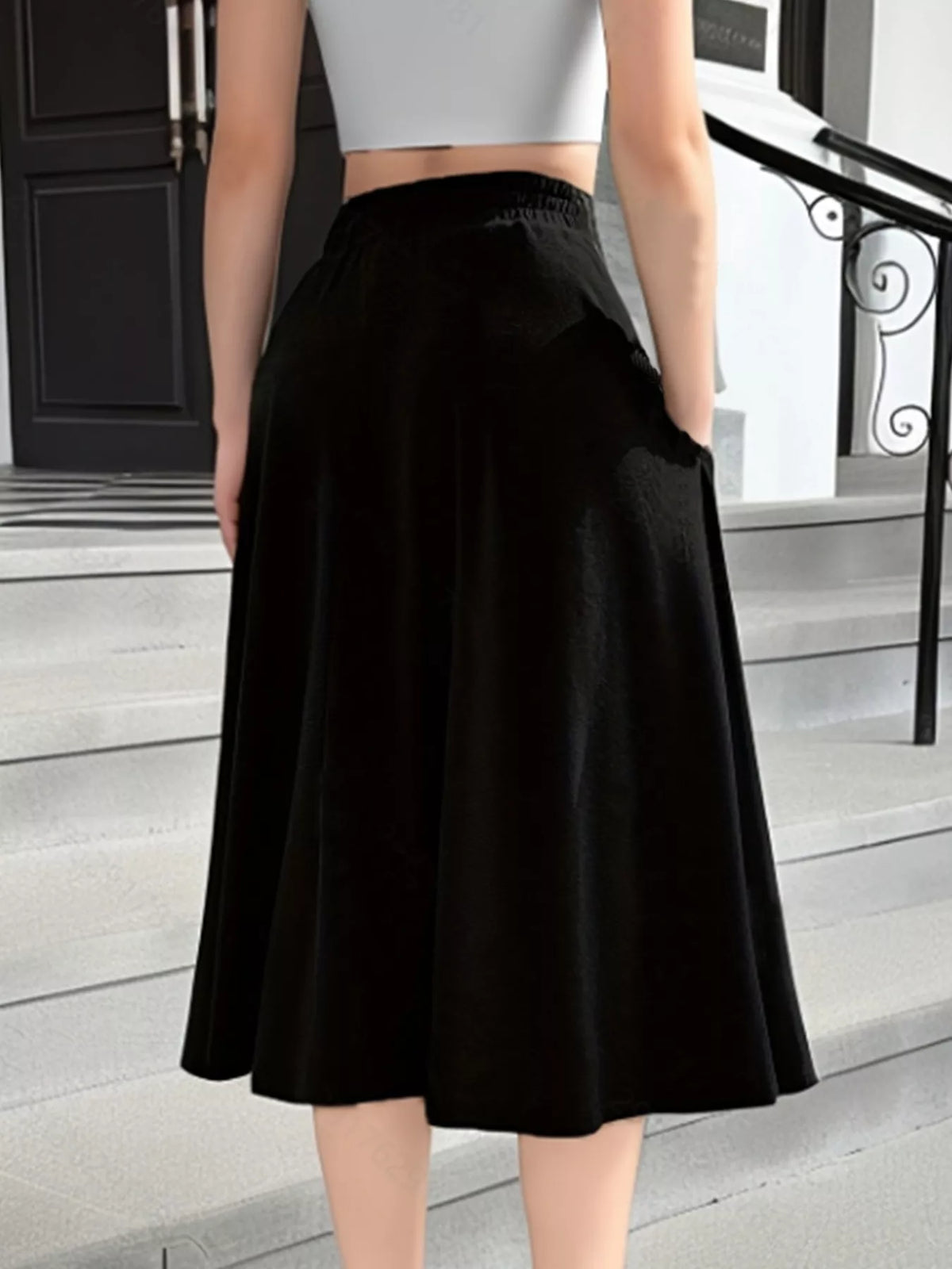 Elastic-Waist A-Line Skirt with Pockets