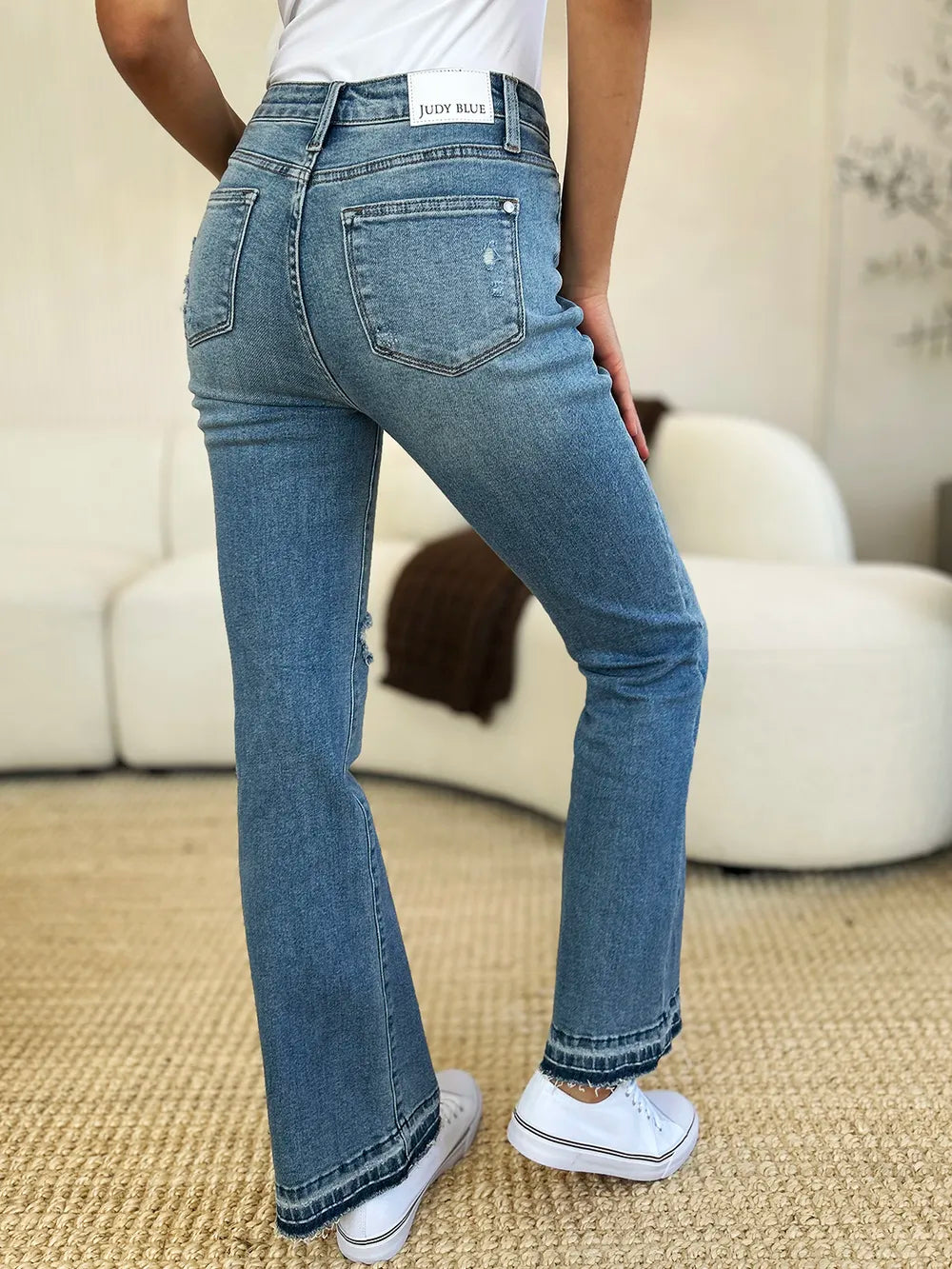 Judy Blue Mid Rise Destroyed Hem Jeans in Medium Wash
