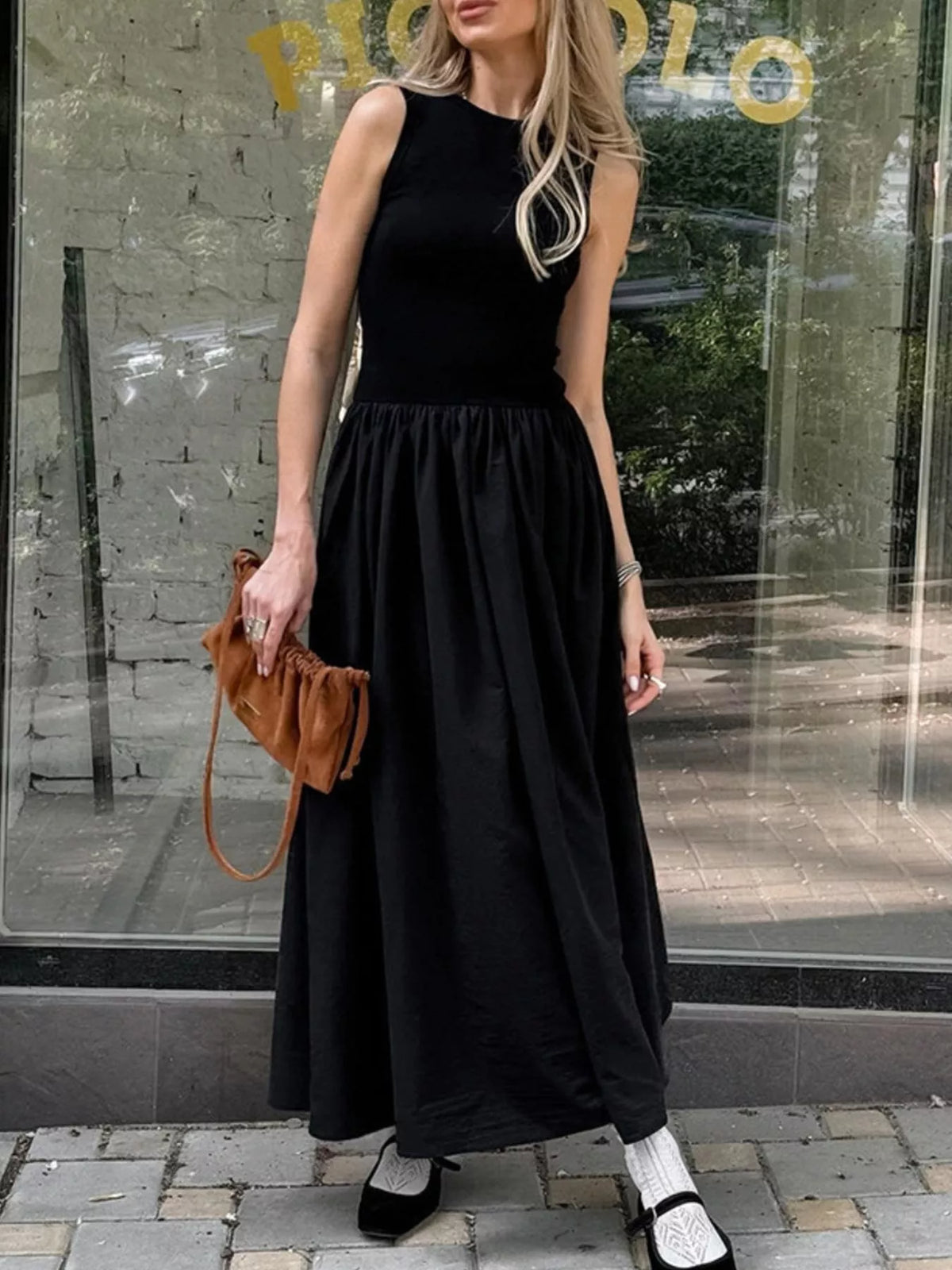 Cutout Detail Maxi Dress in Black