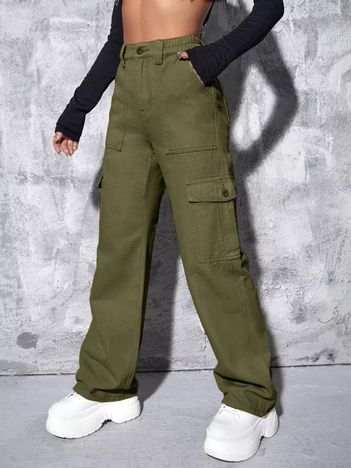 High-Waisted Cargo Jeans with Contrast Stitching