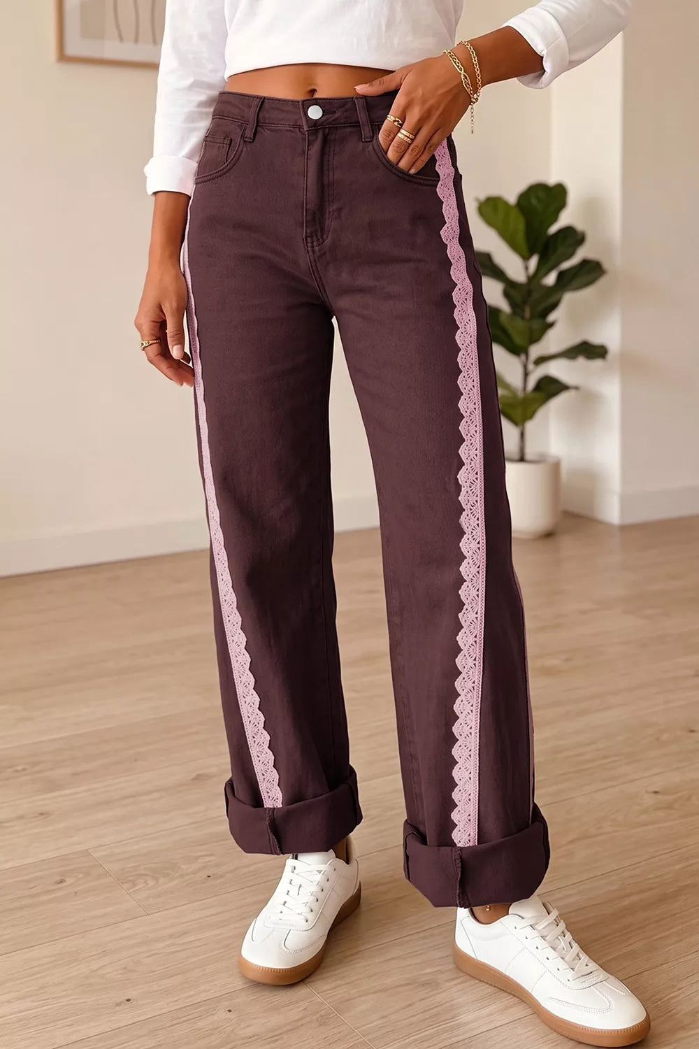 Lace Trim Straight Jeans in Coffee Brown