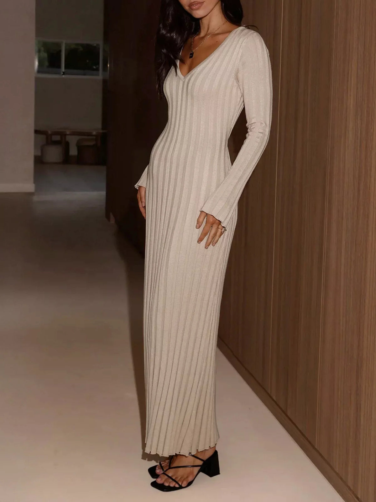 Ribbed V-Neck Maxi Dress in Apricot