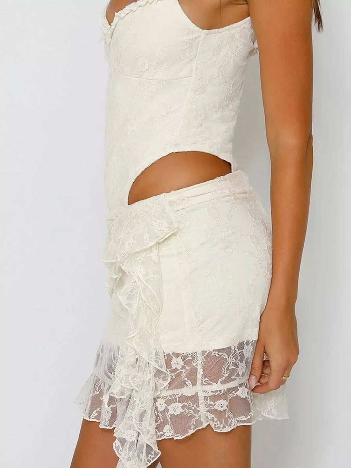 Ruffled Lace Mini Skirt in Milky White