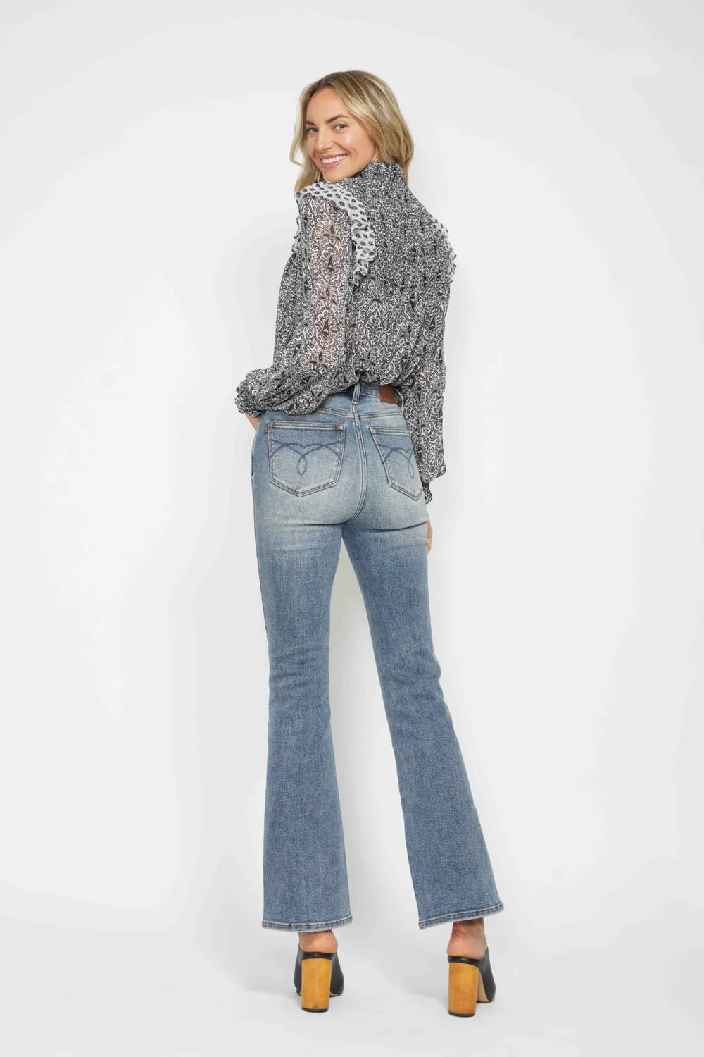 Judy Blue Tummy Control Embroidered Bootcut Jeans