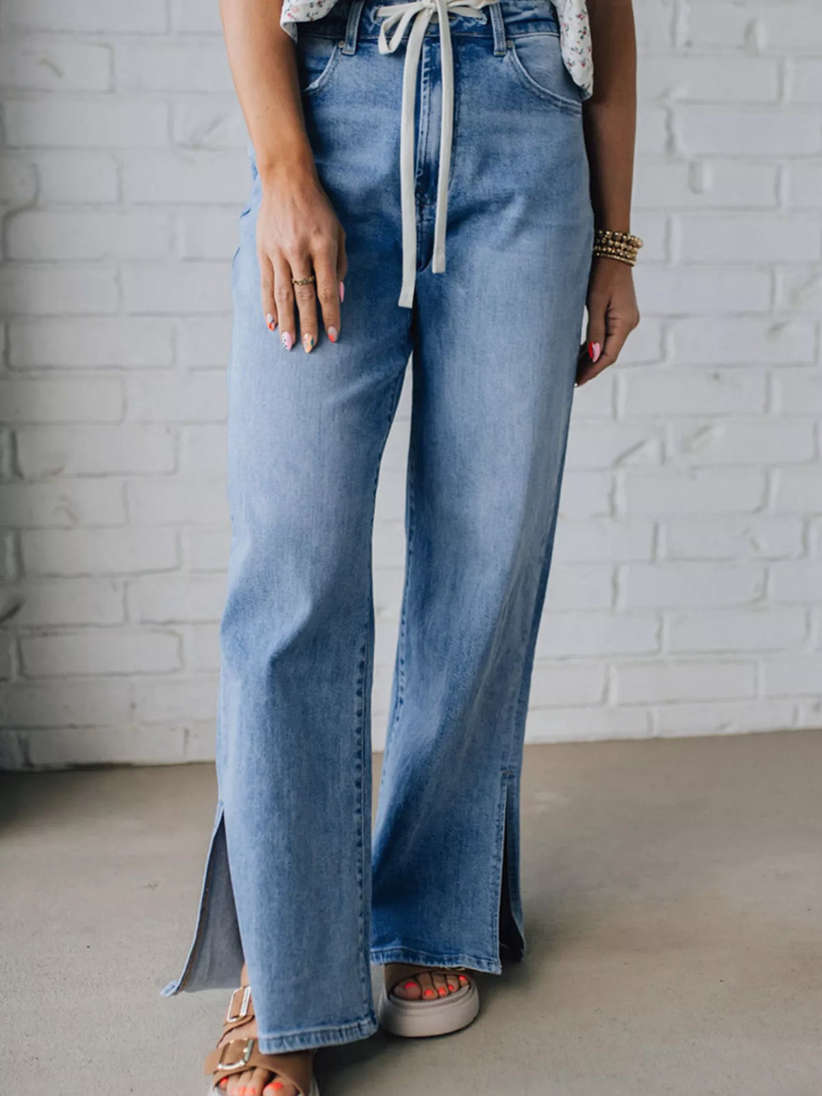 Slit Wide Leg Jeans in Medium Wash