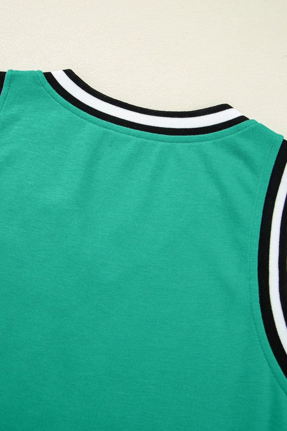 Contrast Trim V-Neck Shift Dress in Turquoise