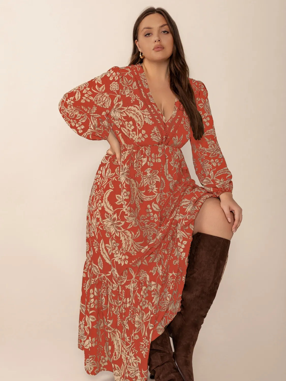 Ruched Lace Detail Midi Dress in Orange-Red