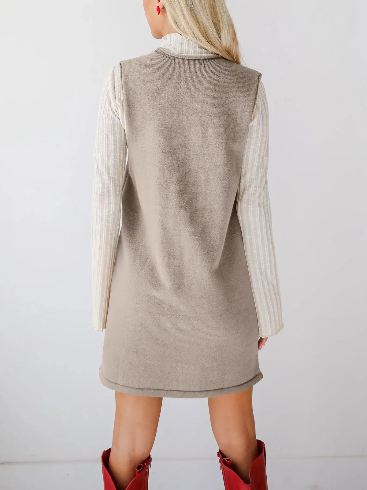 Sleeveless Knit Dress with Pockets