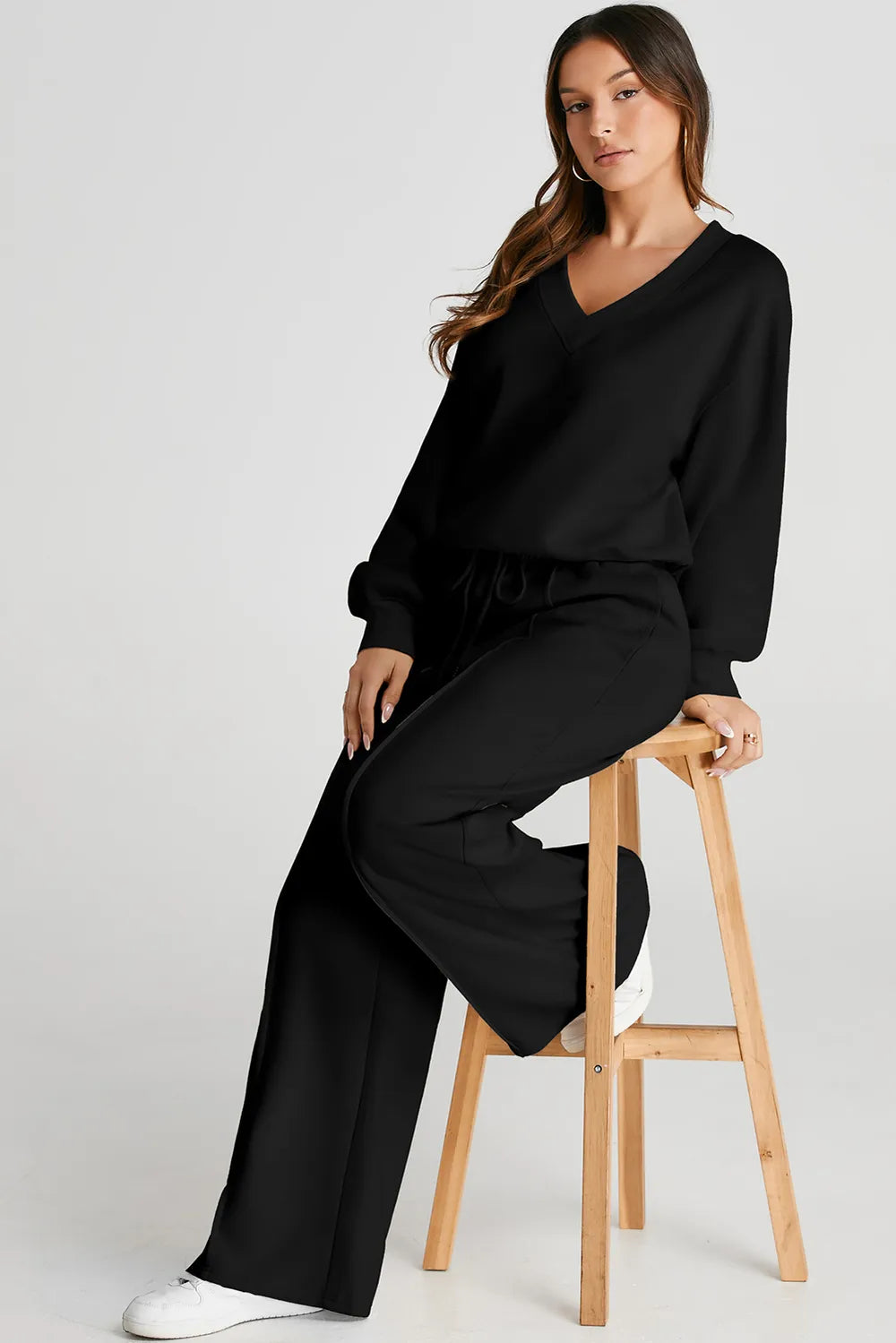 V-Neck Long-Sleeve Top and Pants Active Set in Black