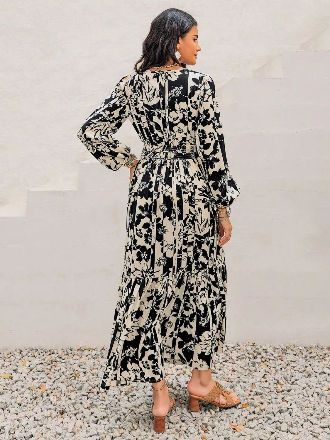 Floral Print Balloon Sleeve Maxi Dress in Black