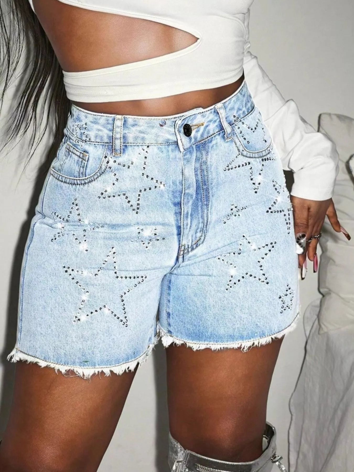 Star Raw Hem Denim Shorts in Blue