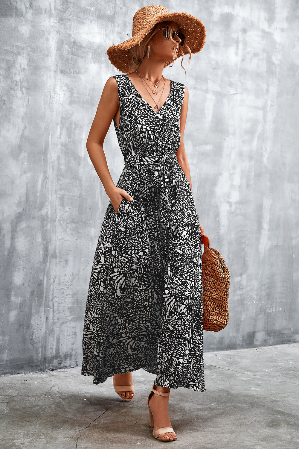 Printed Tie-Waist Maxi Dress with Pockets