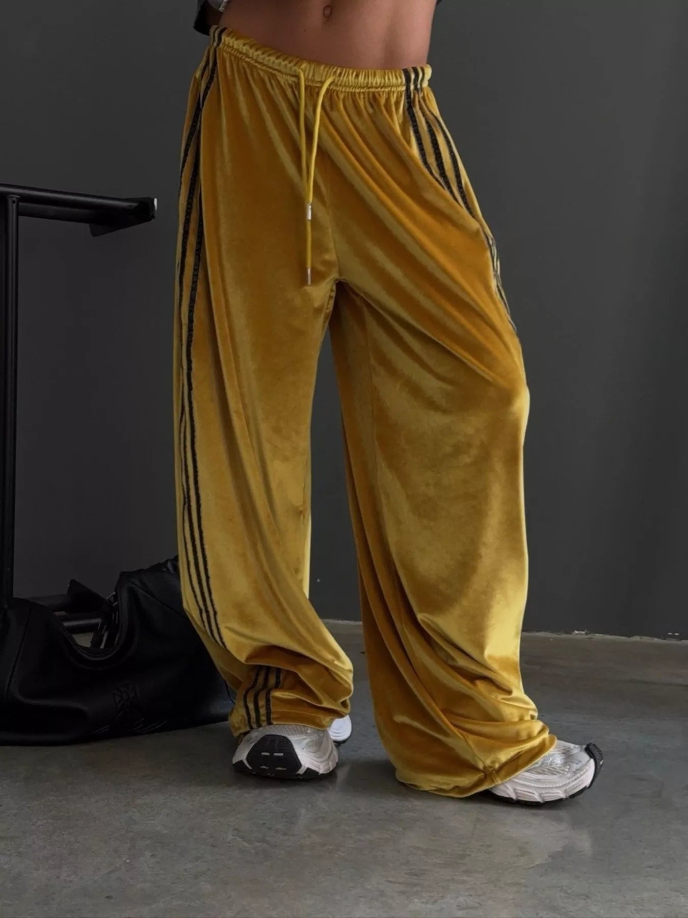 Velvet Wide-Leg Drawstring Pants
