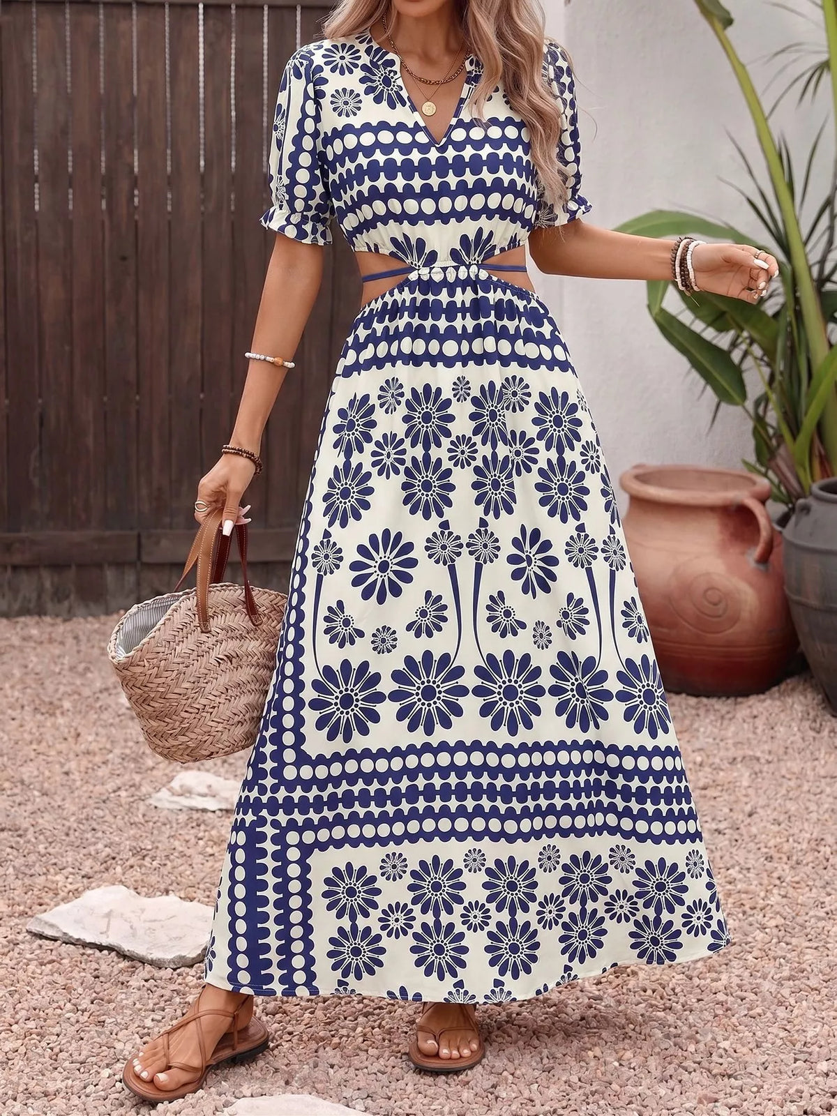 Floral Print Cutout Waist Maxi Dress in Navy Blue