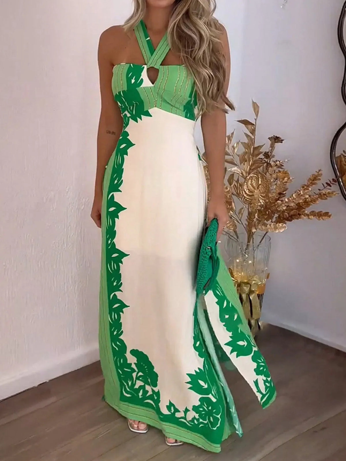 Halter Neck Leaf Print Maxi Dress in Green