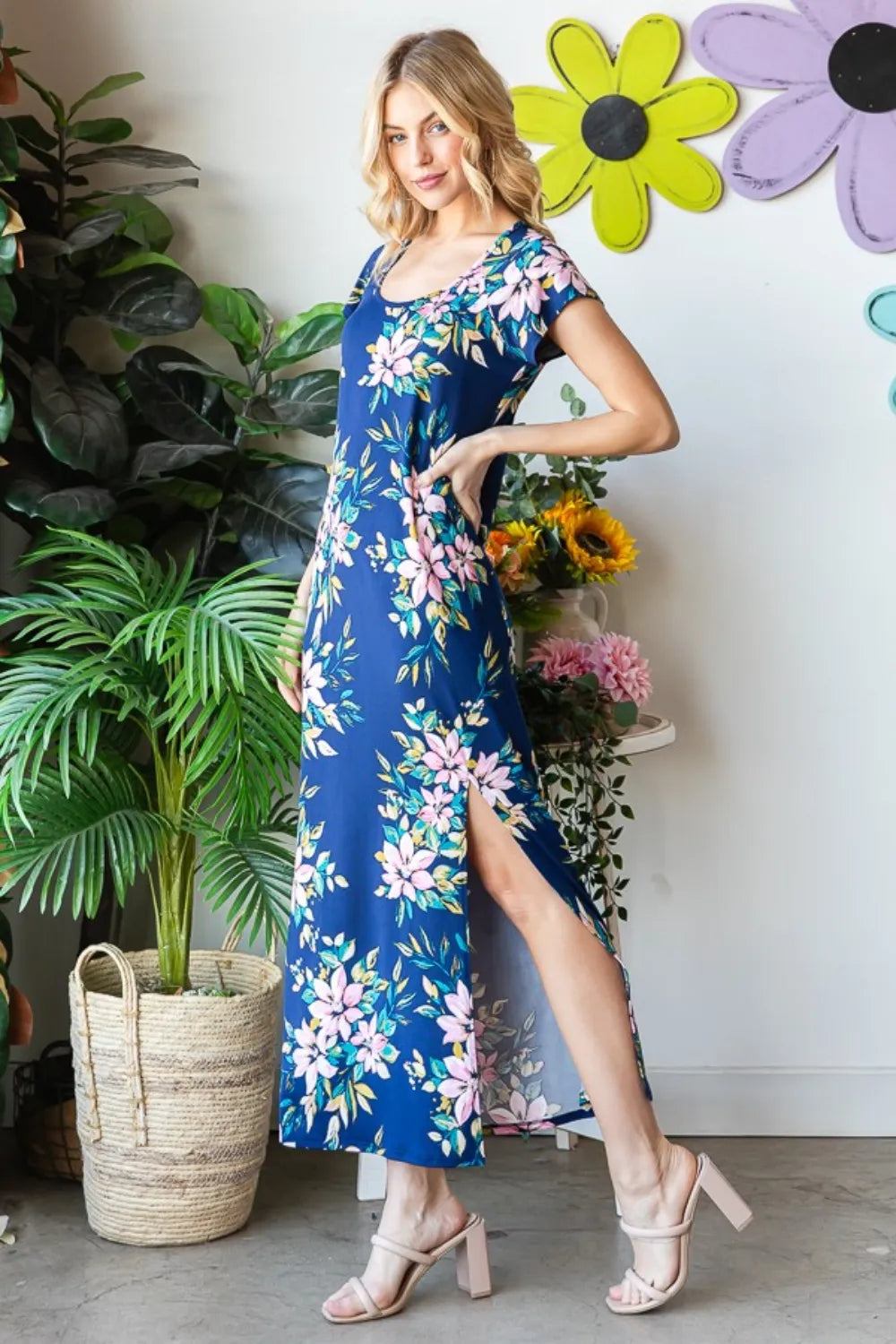 Floral Short Sleeve Slit Dress in Navy Multi