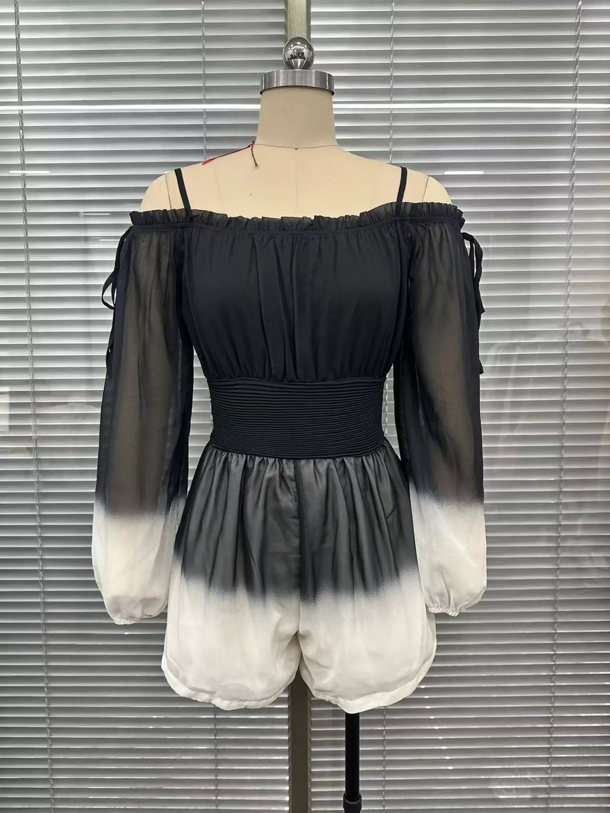 Gradient Spaghetti Strap Romper in Black